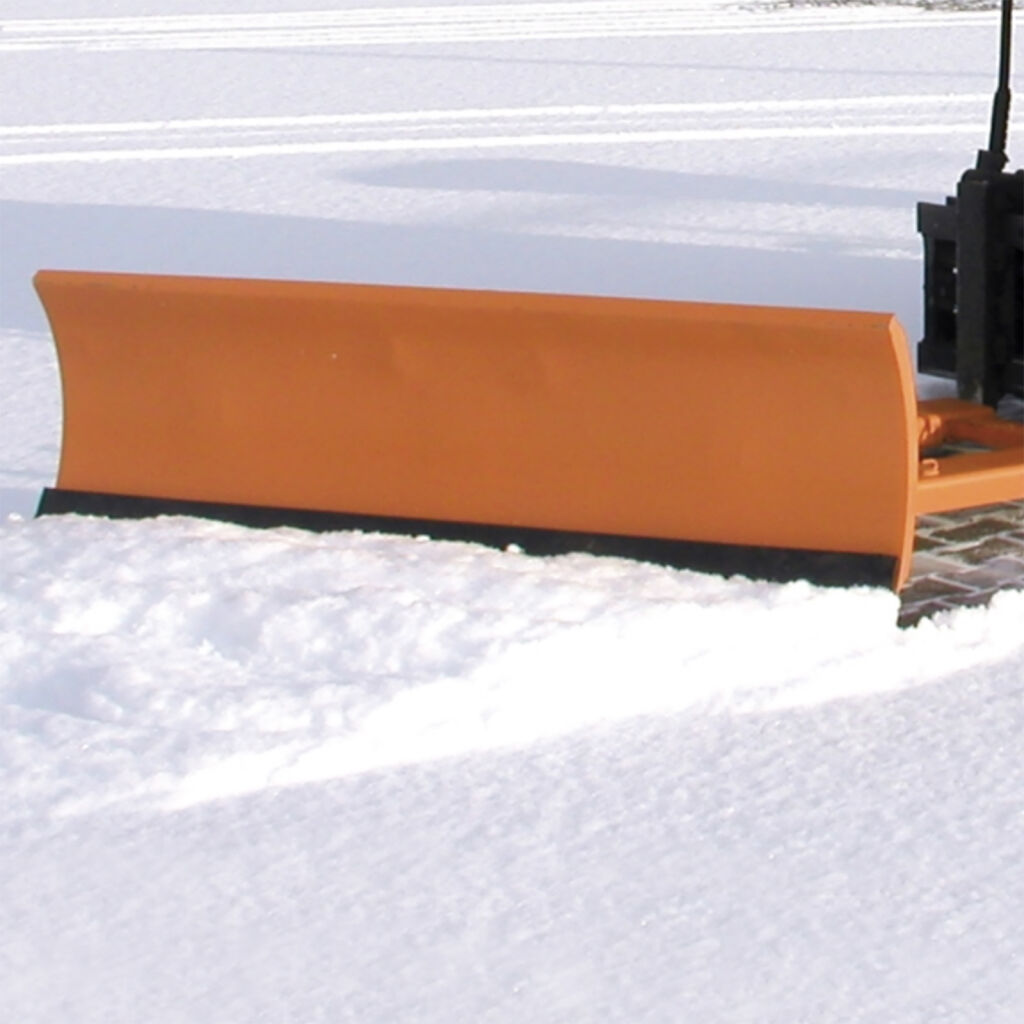 Lame chasse neige ajustable pour chariot élévateur largeur 1800 mm