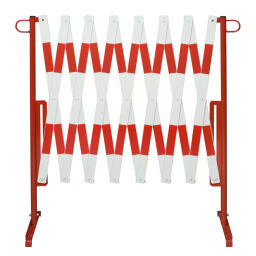 Traffic marking street marker collapsible outlet fence - 4000 mm wide