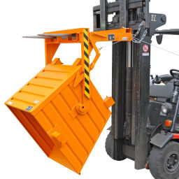 Automatic tilting automatic tilting container with perforated bottom and draw-off tap