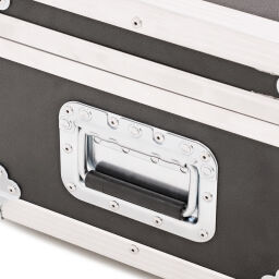 Transportkoffer flightcase mit doppelverschluss und handgriffen