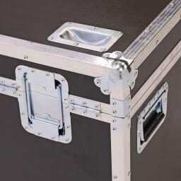 Transportkoffer flightcase met dubbele sluiting en handgrepen