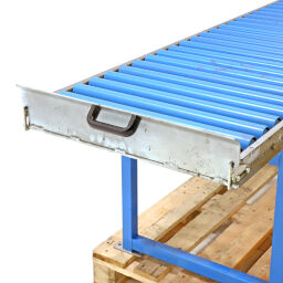 Used roller conveyor with plastic rollers without edge