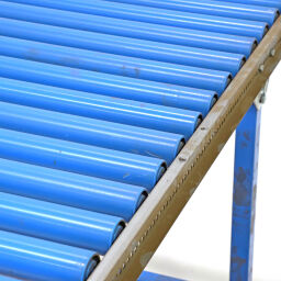 Used roller conveyor with plastic rollers without edge