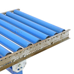 Used roller conveyor with plastic rollers without edge