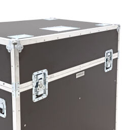 Transportkoffer flightcase mit doppelverschluss und handgriffen