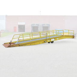 Used container loading ramp mobile adjustable in height